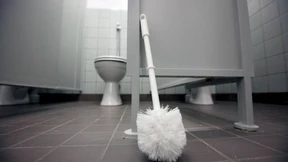 Unfall auf der Toilette ist kein Dienstunfall 