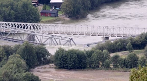 Eisenbahnbrücke in Norwegen teilweise eingestürzt