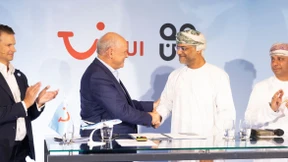 Oman steigt bei TUI ein