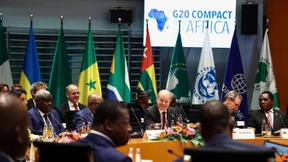 Milliarden-Zusagen und Kritik an Europa