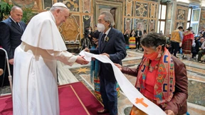 Der Papst und die vermissten Kinder