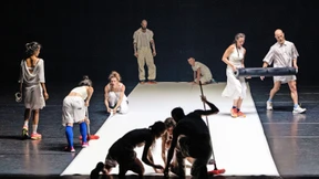 Übertriebene Sexyness und postdramatisches Herumschreien