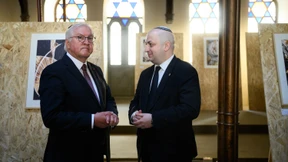 Es bleibt allein die Synagoge