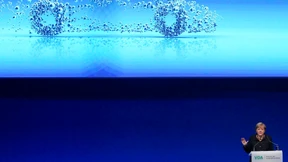 Freudloser Gang durch die Messehallen