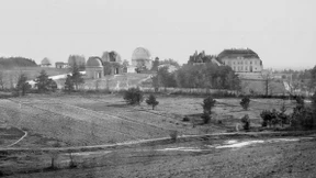 Spiegel von meisterlichem Schliff