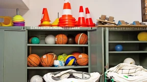 Der Basketball pausiert, im Fußball geht es weiter