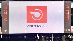 Videoschiedsrichter im Fußball soll reformiert werden