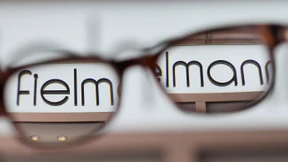 Wer krank ist, kauft keine Brille