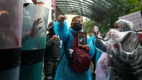 Opfer von Gewalt gegen Frauen fordern Gerechtigkeit