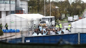 Britische Regierung hielt Migranten wochenlang illegal fest