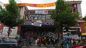 Linksextreme werden von Kommunen finanziert