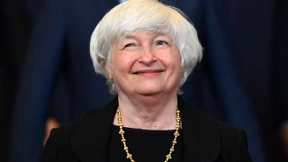 Yellen hält gegen Fed-Falken