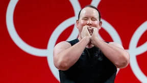 Transgender-Frau kündigt Karriereende an