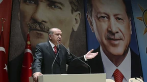 Kemal Atatürk als Feindbild bei Nato-Übung