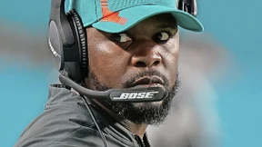 Der Football und die Hautfarbe