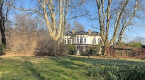 Landvilla mit Gleisanschluss