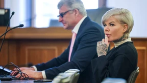 Hitlergruß auf der Bühne: Melanie Müller abermals verurteilt