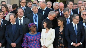 Baerbock fordert Investition in eigene Stärke