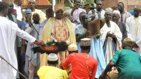Den Thron behielt der deutsche Kaiser