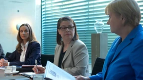 „Die Stunden der Entscheidung – Angela Merkel und die Flüchtlinge"