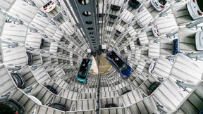 Wie Phönix aus der Asche