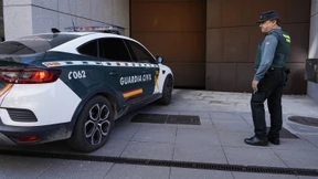 Kinder eingesperrt: Deutschen Eltern drohen 25 Jahre Haft