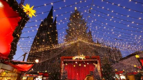Weihnachtliche Stimmung am Kölner Dom