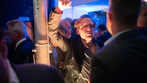 Das Galeristenpaar König kämpft gegen einen Roman