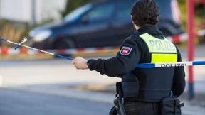 Frau tot und 13-Jährige in Lebensgefahr – Mann festgenommen