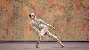 Ans Kreuz des Tanzes genagelt