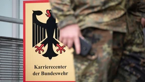 Das Verteidigungsministerium arbeitet noch an den Regeln