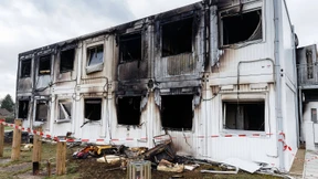 921 Übergriffe auf Asylunterkünfte in diesem Jahr