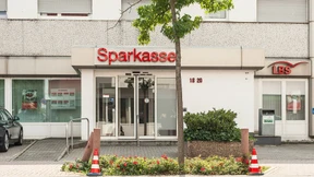 Die Dinosaurier-Banken sind zu spät dran