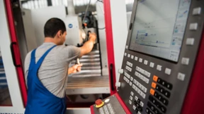 DIHK ändert Logo aus Respekt vor Einwanderern