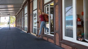 Durchs Fenster zum Zug