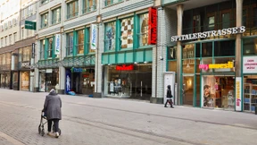 Der Handel sucht die Rettung auf Online-Plattformen