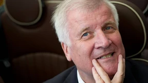 Seehofer führt CSU als Spitzenkandidat in die Landtagswahl