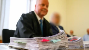 Von Organspendeskandal freigesprochener Arzt will 1,2 Millionen Euro