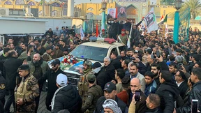 Trauermarsch für Opfer des amerikanischen Luftangriffs