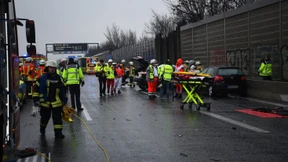Junger Mann wendet auf der Autobahn – sechs Verletzte