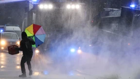 „Bald ist er aus Dein Traum, dann liegst Du im Kofferraum“