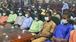 Jungen freigelassen, Mädchen weiter verschleppt