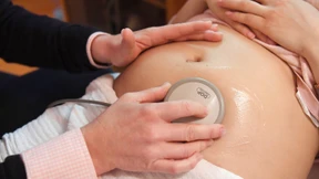 Ungarinnen müssen sich vor Abtreibung Herztöne des Embryos anhören