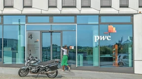 Prüfriese PWC wächst trotz Krisen kräftig