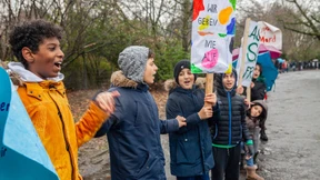 Zwei Schulen und ein Dome