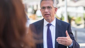 Alle Mann auf den Rathauschef