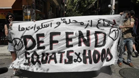 Vermummte attackieren Polizei