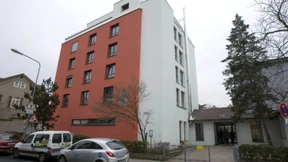 Vier Verletzte bei Brand in Suchthilfe-Gebäude