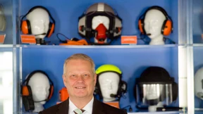 Kampf gegen Terroristen und kriminelle Clans als Kurstreiber