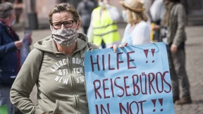 Nackte Existenzangst bei Reisebüros